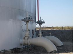 中报智商执行机构安装在MMLP油库港科珀斯克里斯蒂,德克萨斯州。