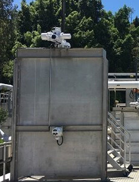 有遥控器站（RHS）的电动执行器安装在污水处理厂